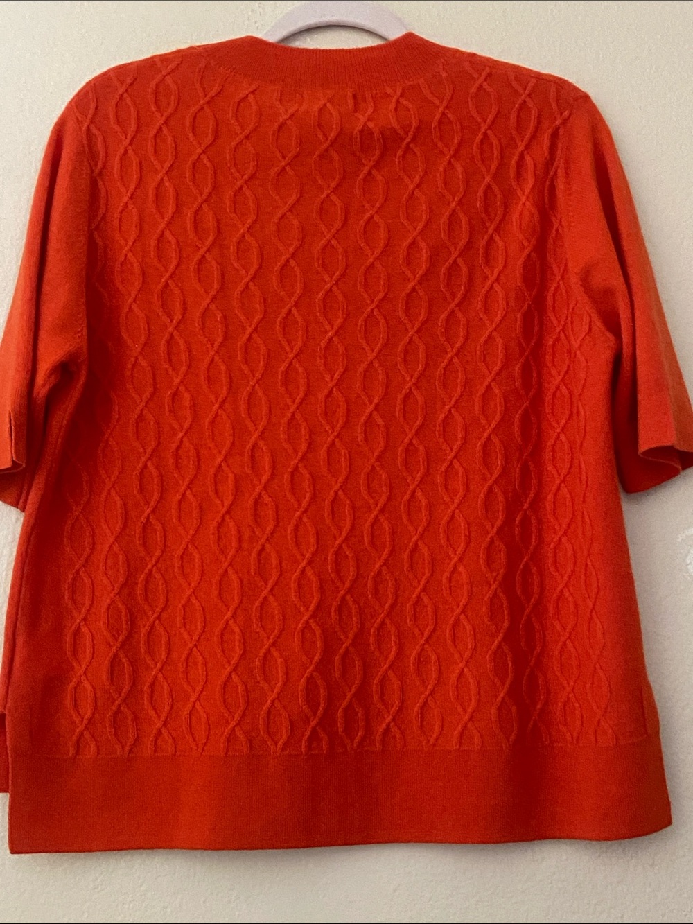 GUAUR Cashmere Cable Knit Short Sleeve Sweater in Bright Orange, Size Medium - Picture 2 of 12